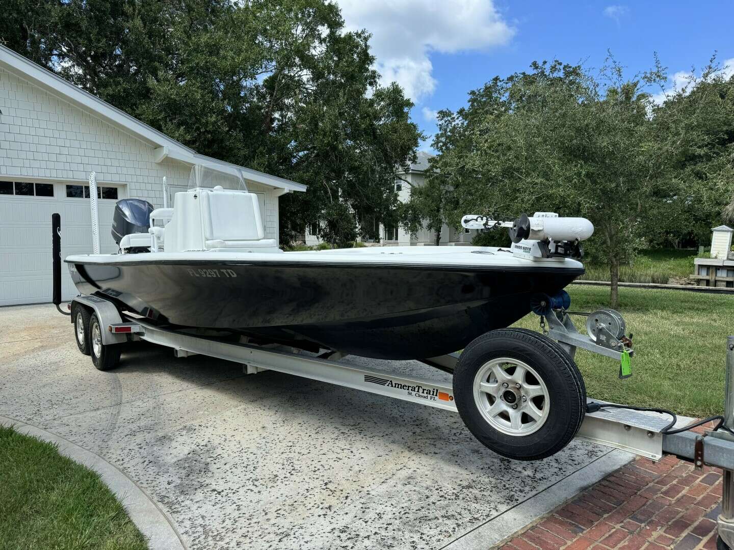 2015 24' Yellowfin photo