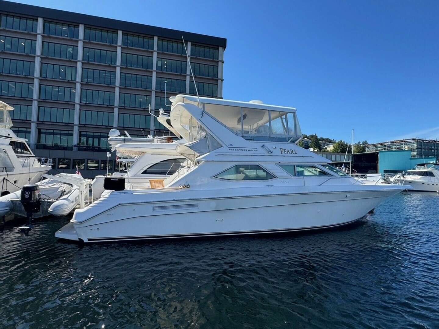 1994 44' Sea Ray photo
