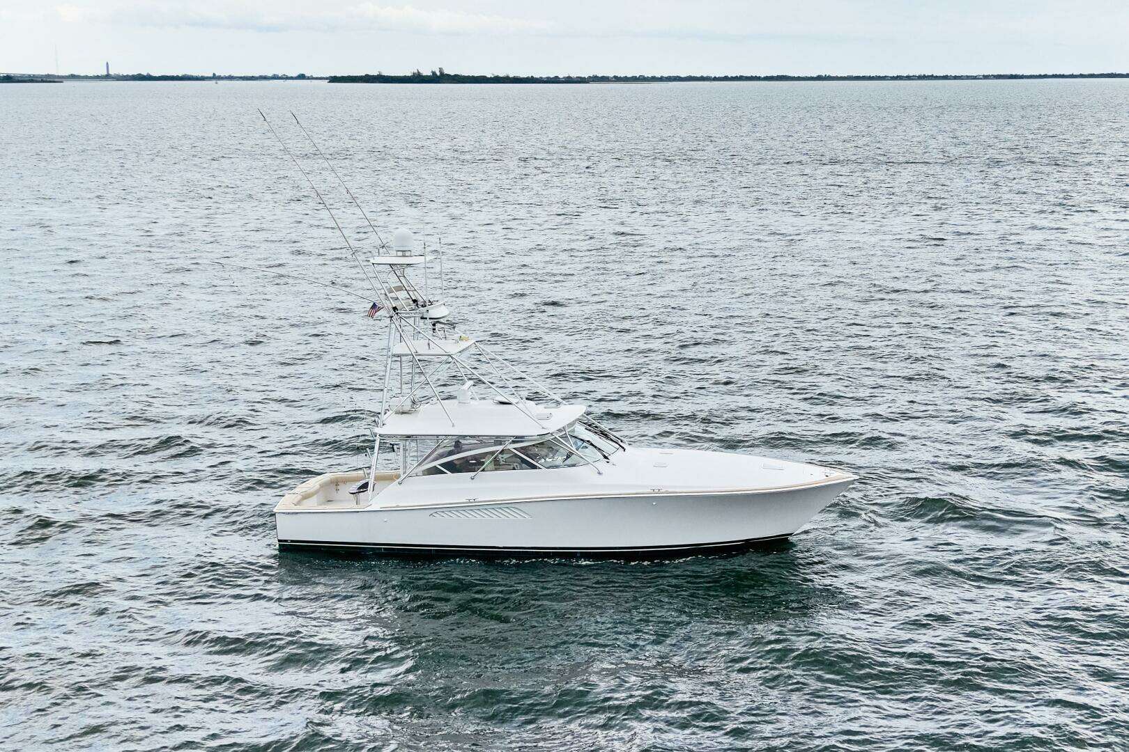 2006 45' Viking photo