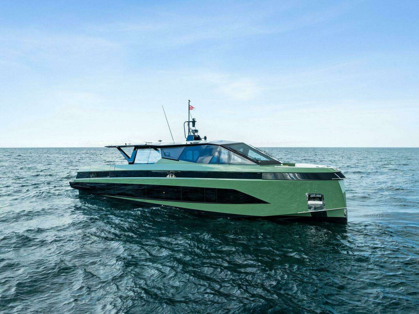 2025 70' Wally photo