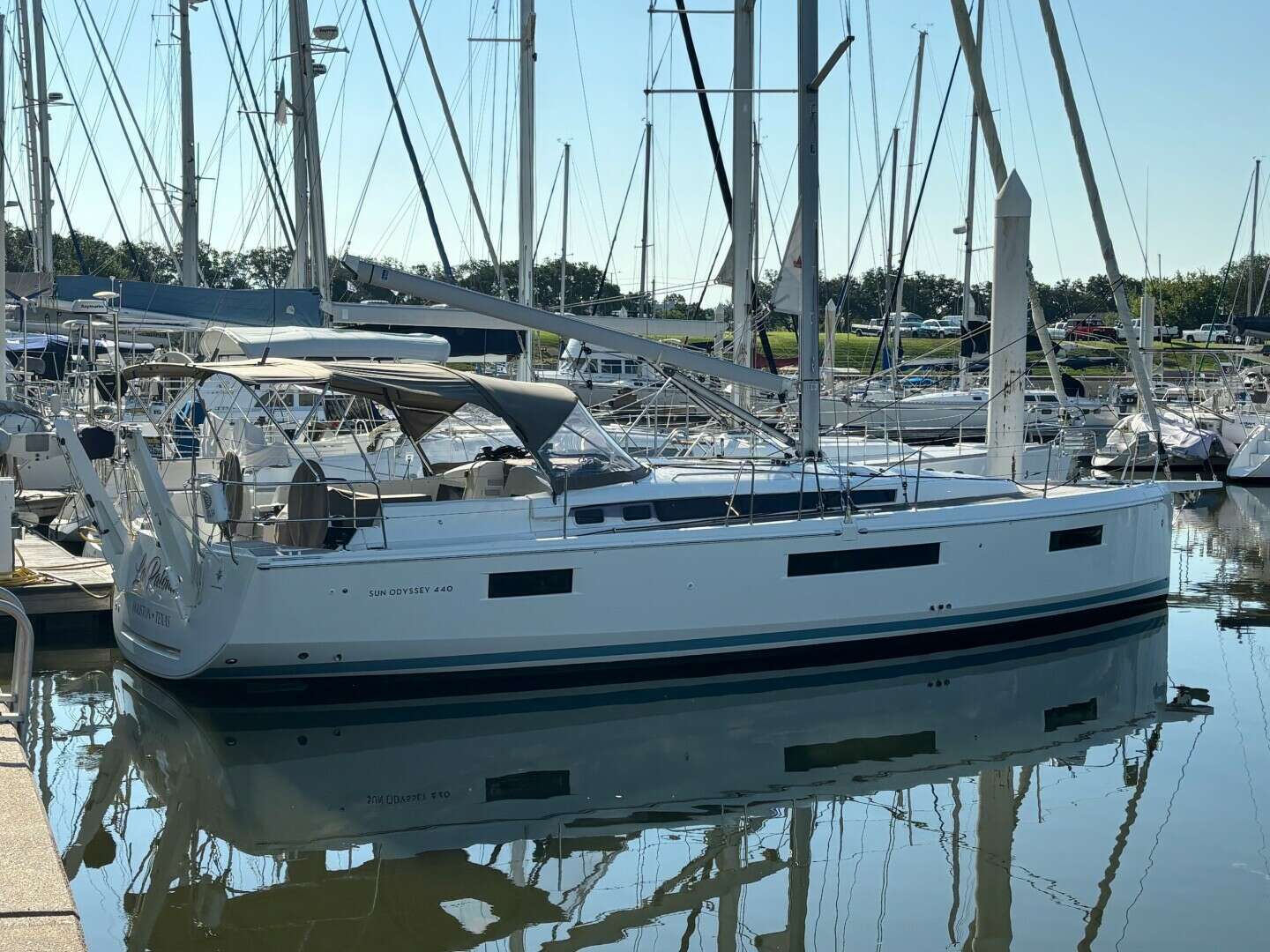 2021 44' Jeanneau photo
