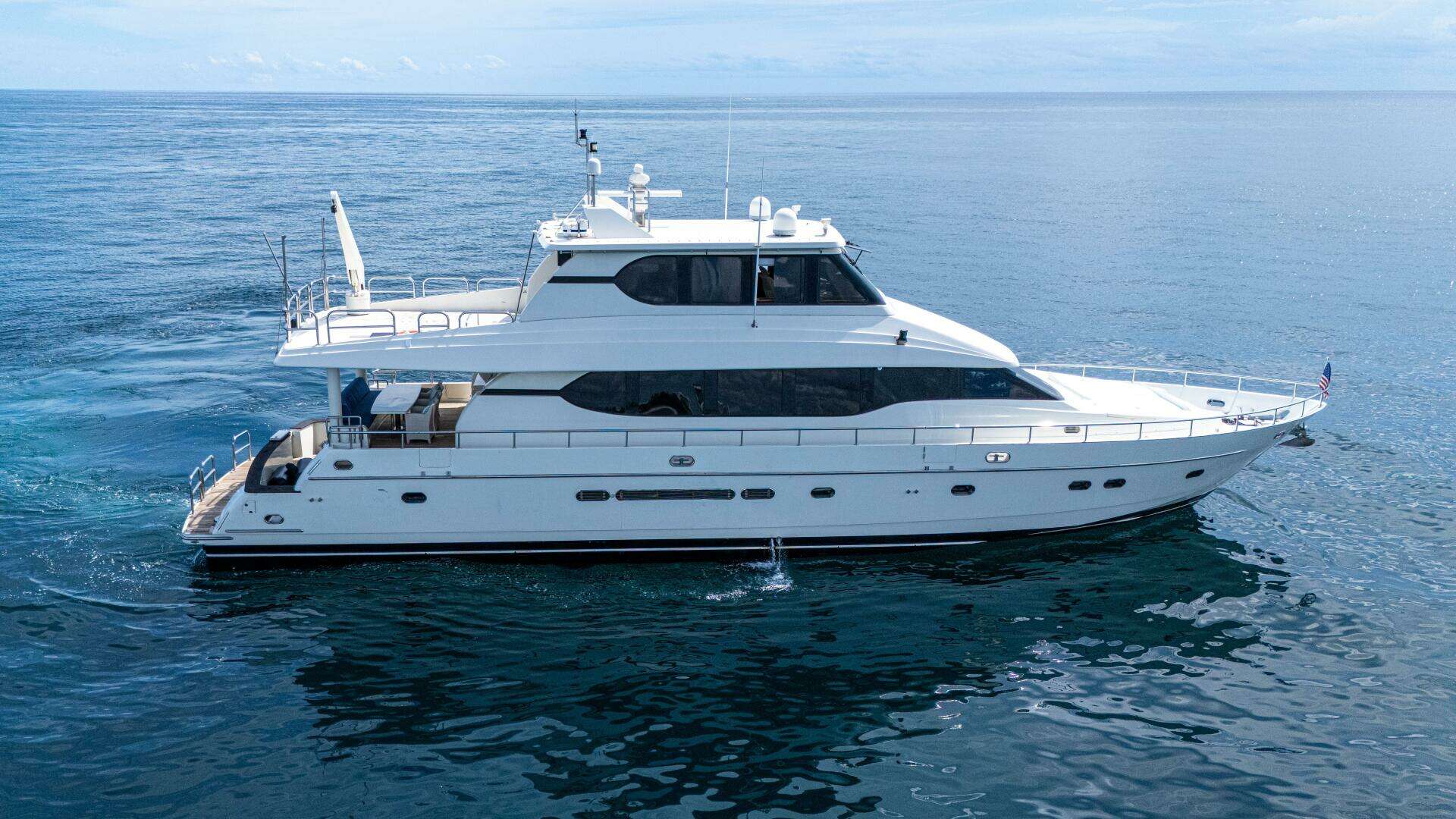 2001 82' Motor Yacht photo