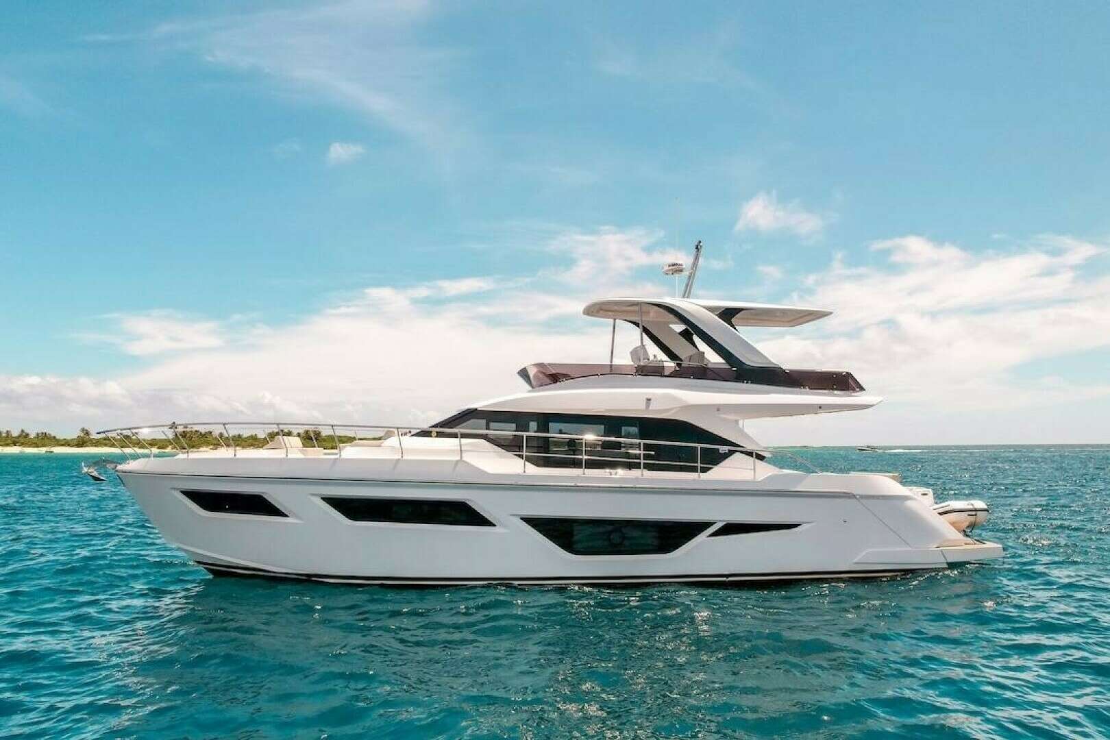 2024 58' Ferretti Yachts photo