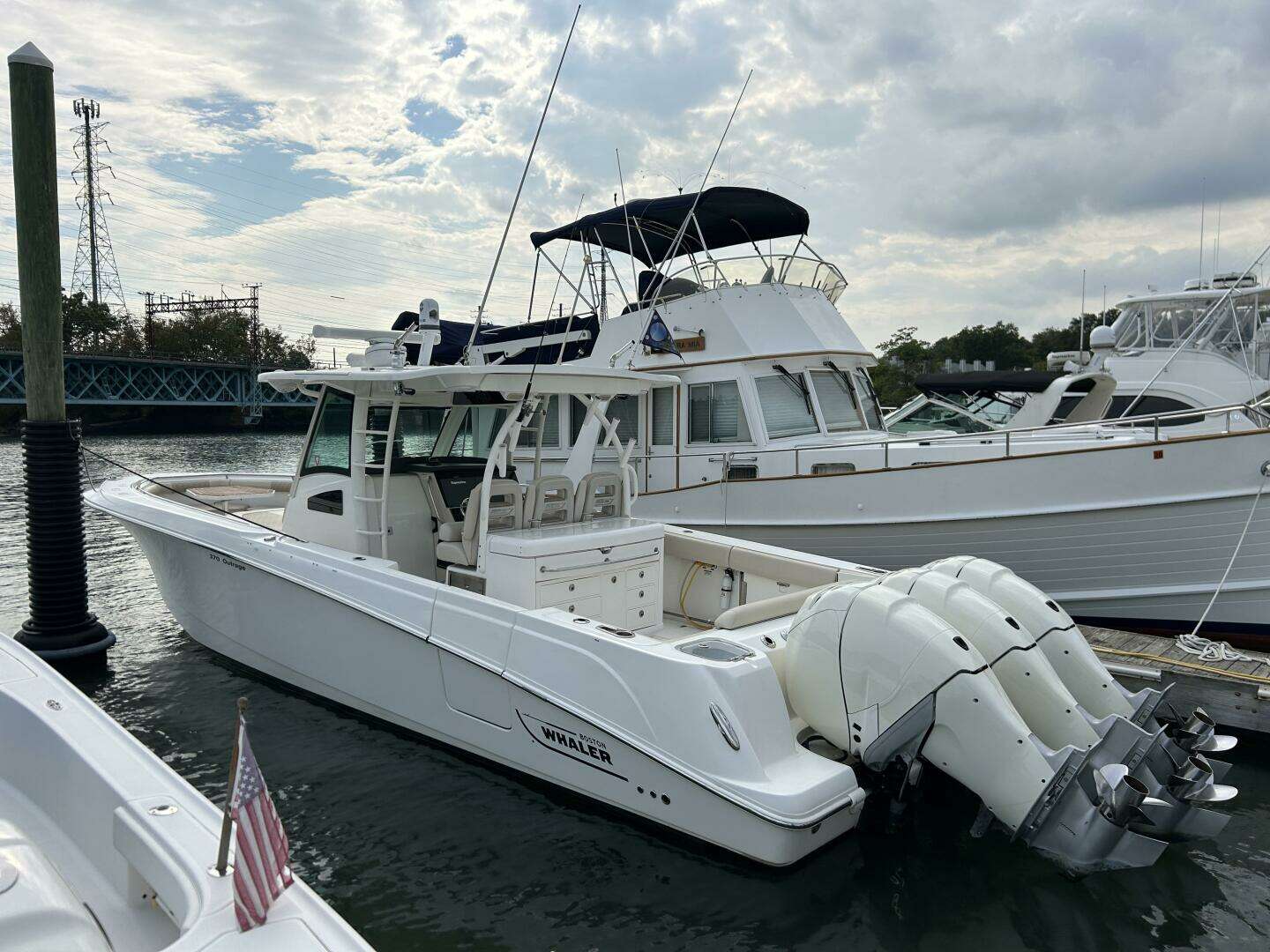 2017 37' Boston Whaler photo
