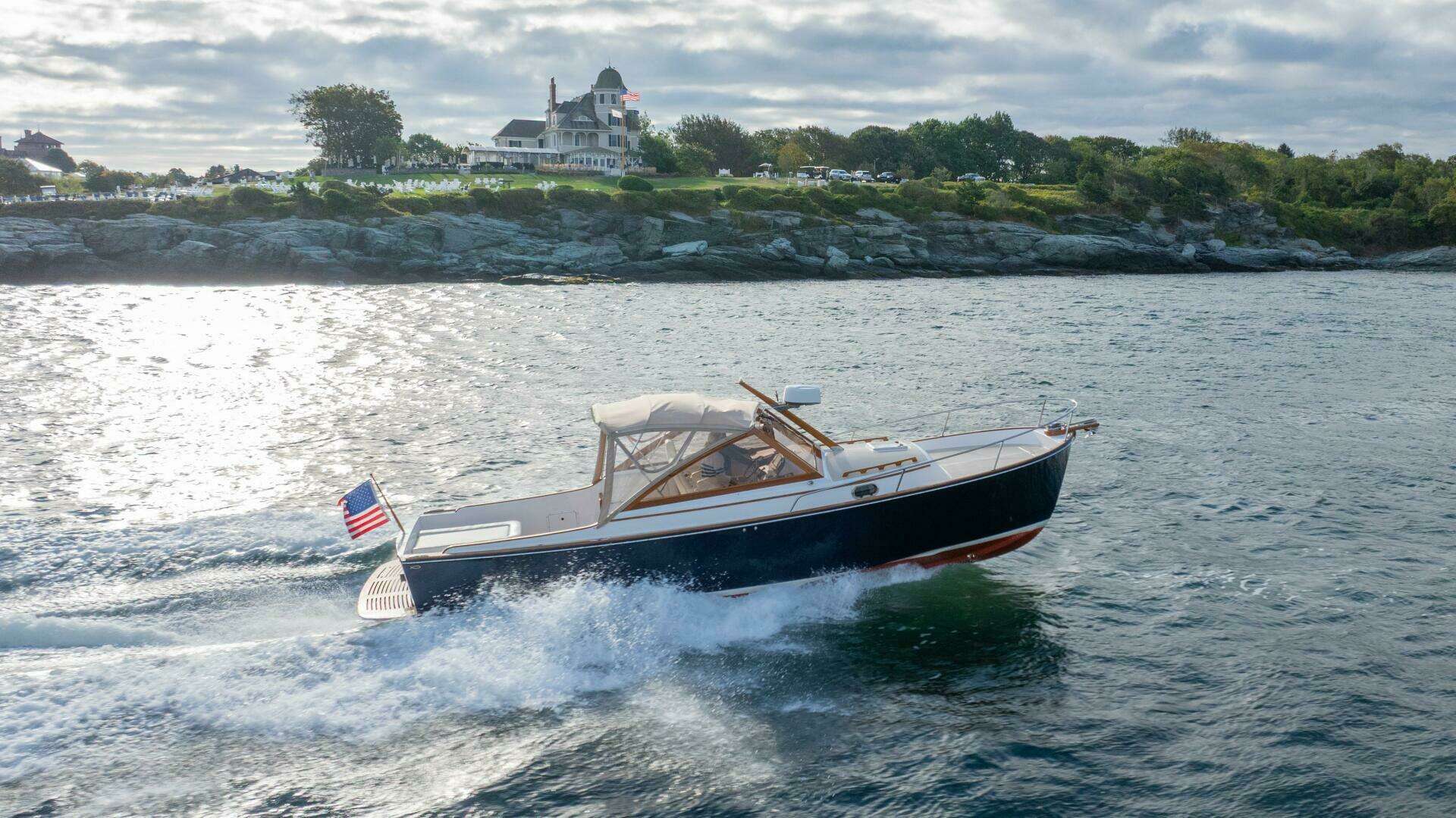 2020 30' CH Marine photo