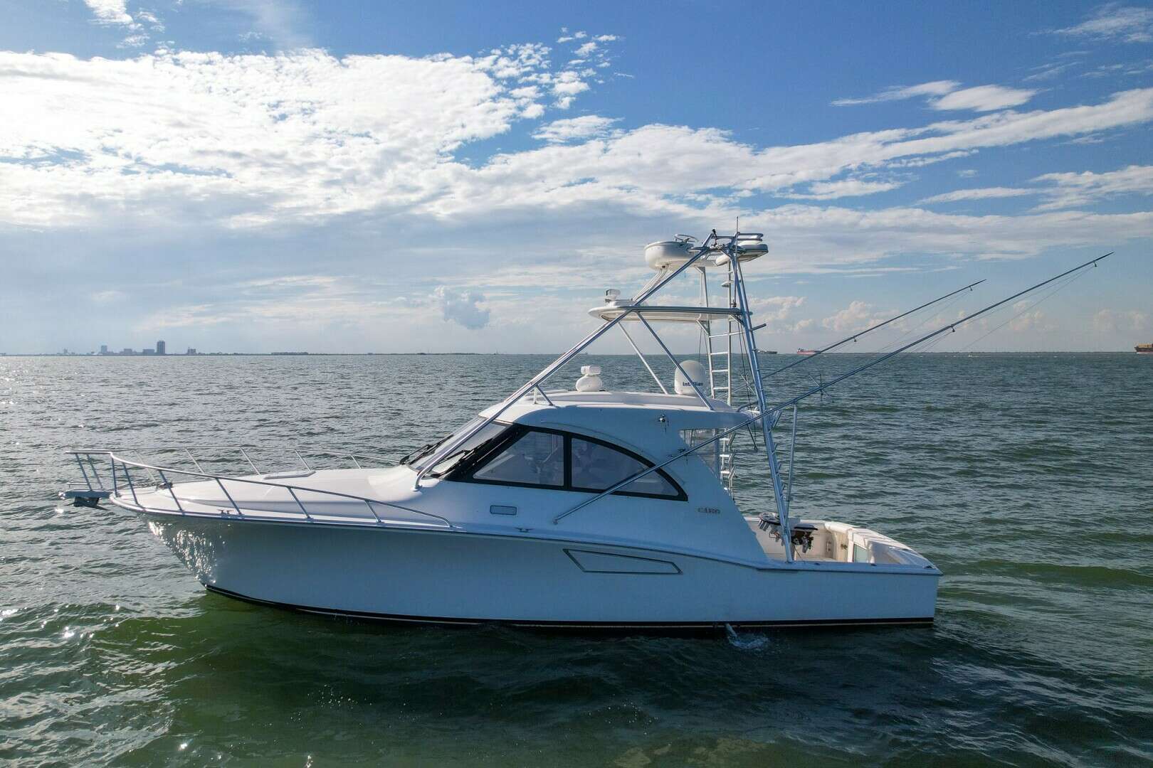 2012 40' Cabo photo