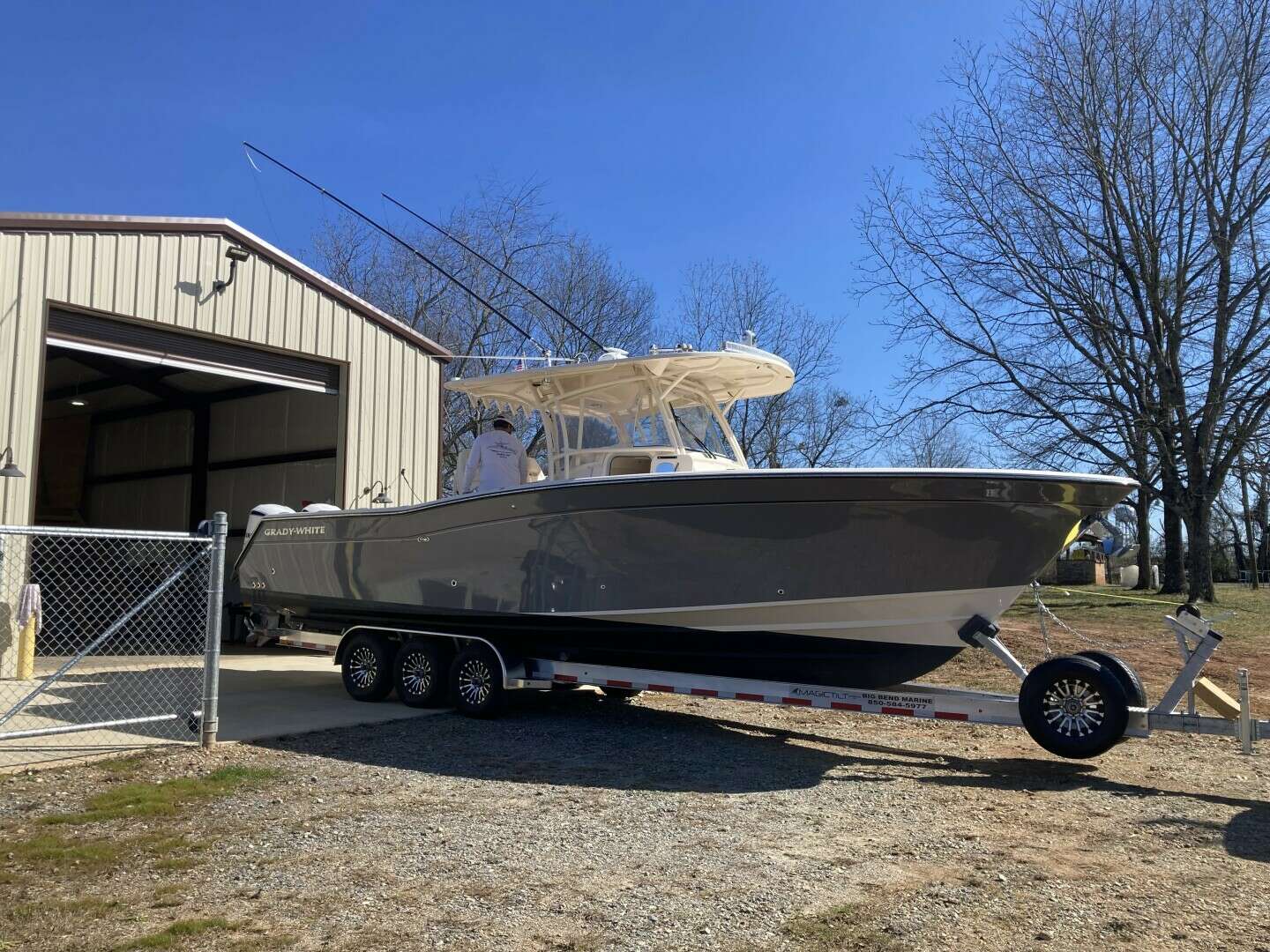 2019 33' Grady-White photo