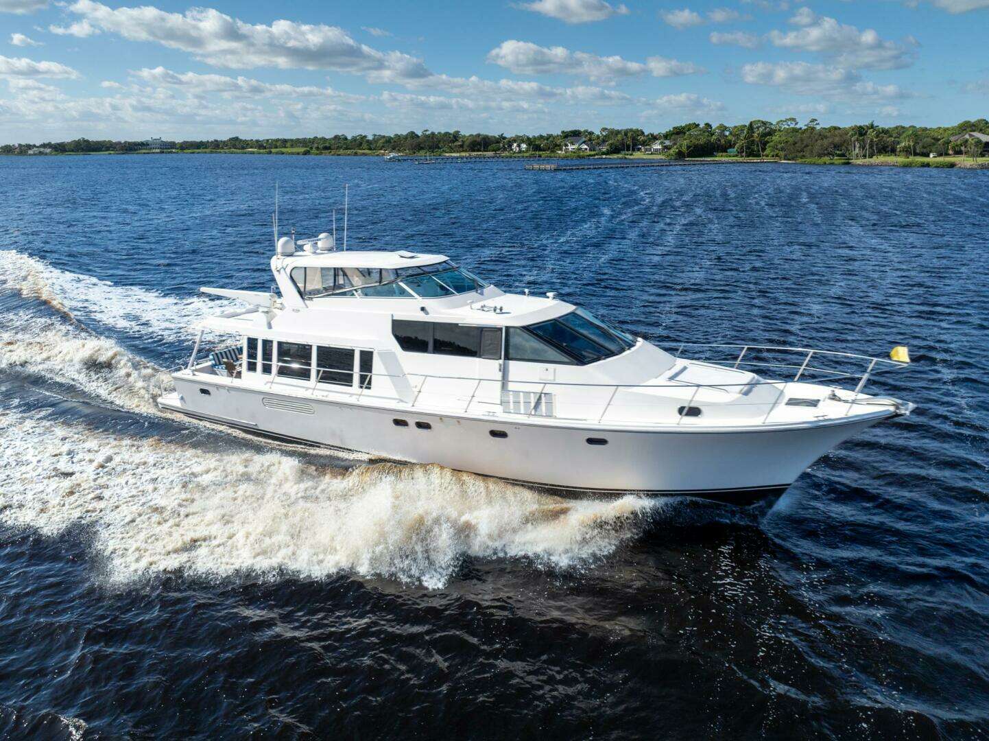 2009 65' Pacific Mariner photo