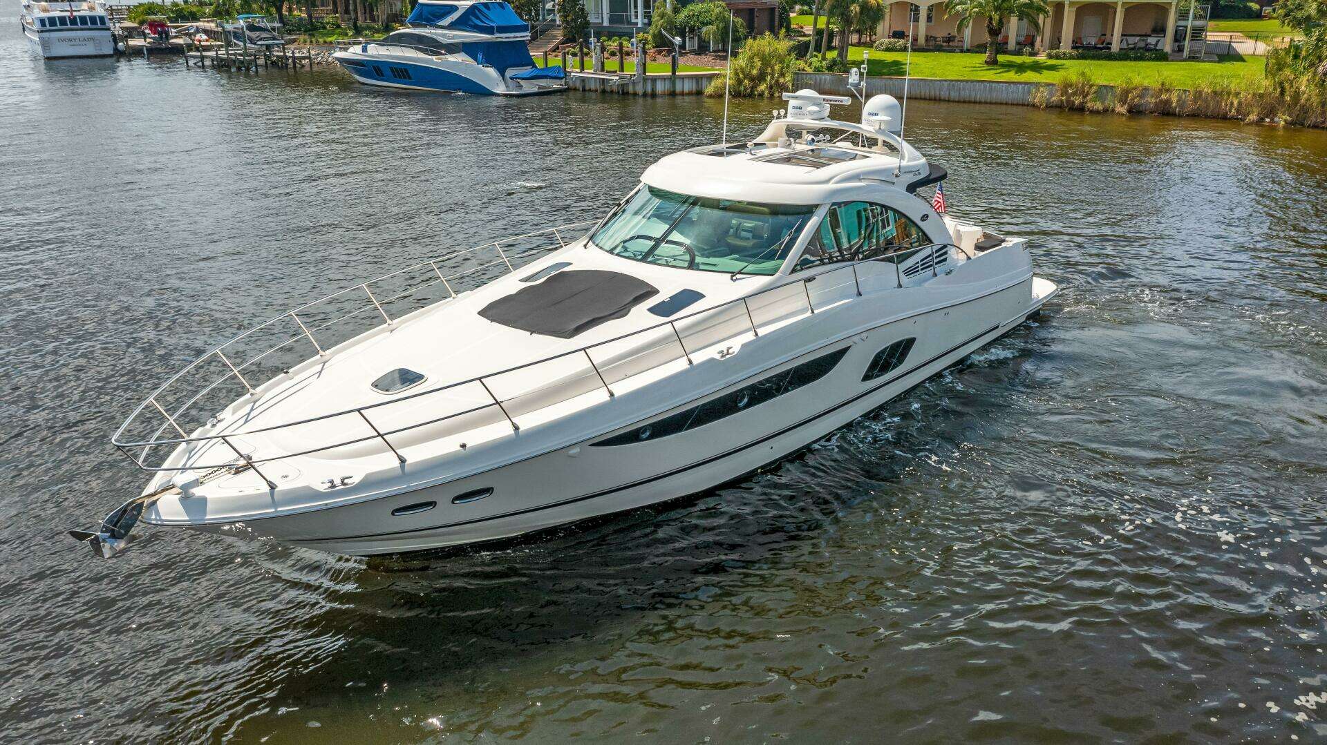 2013 61' Sea Ray photo