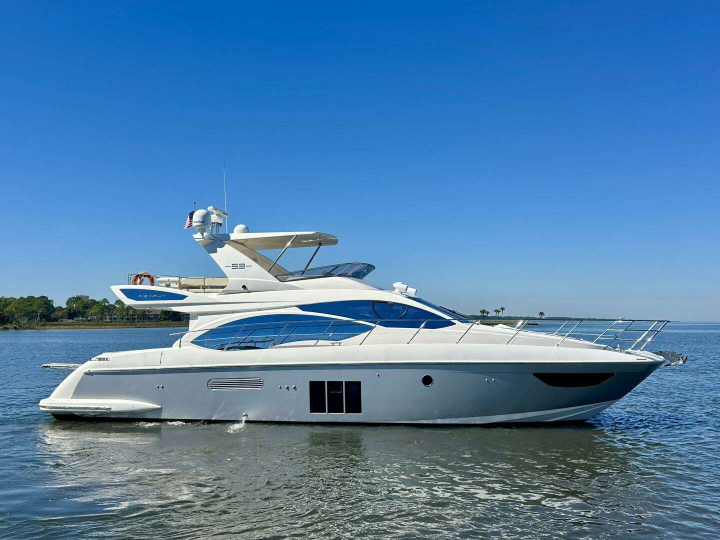 2011 53' Azimut photo