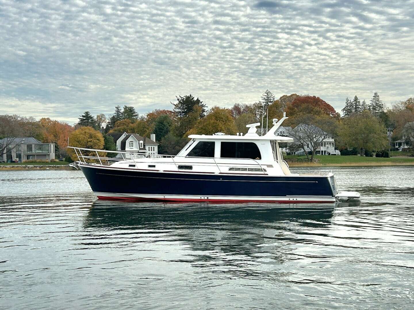 2017 42' Sabre photo