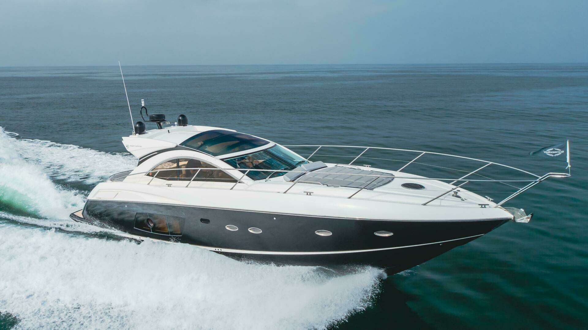 2012 48' Sunseeker photo