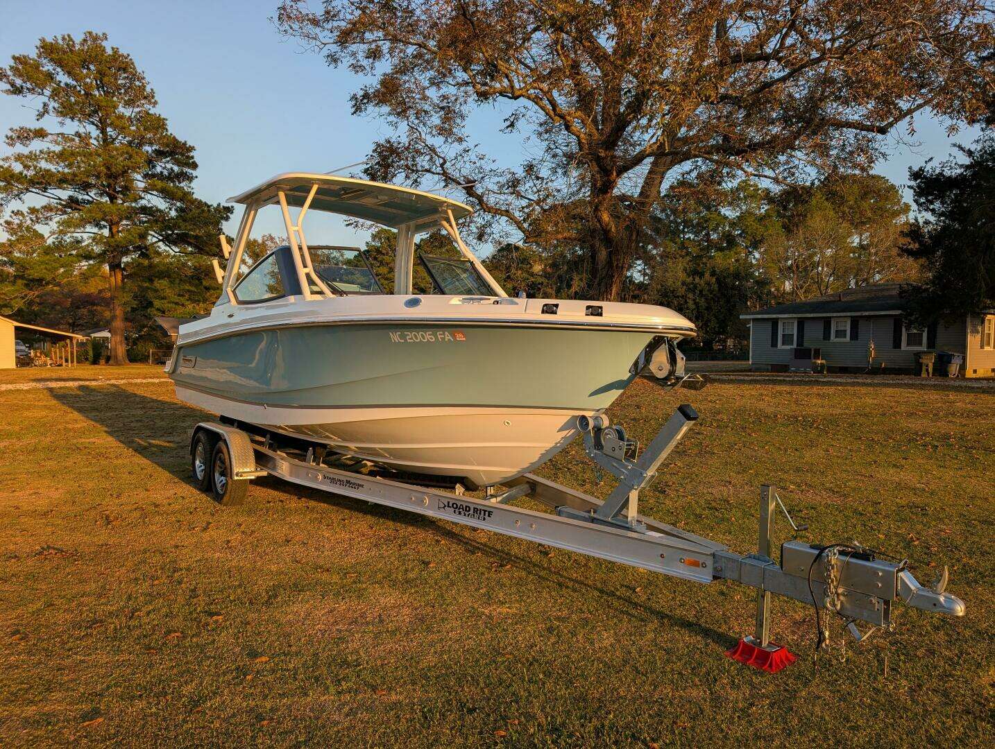 2023 24' Boston Whaler photo