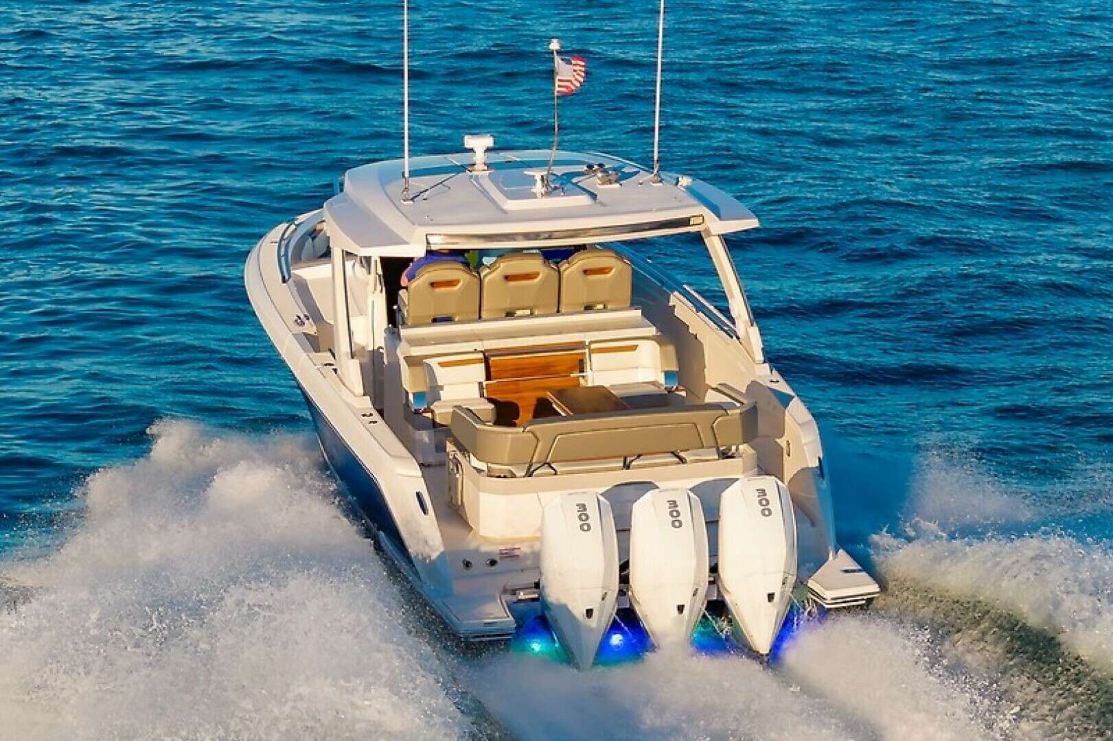 2023 38' Tiara Yachts photo