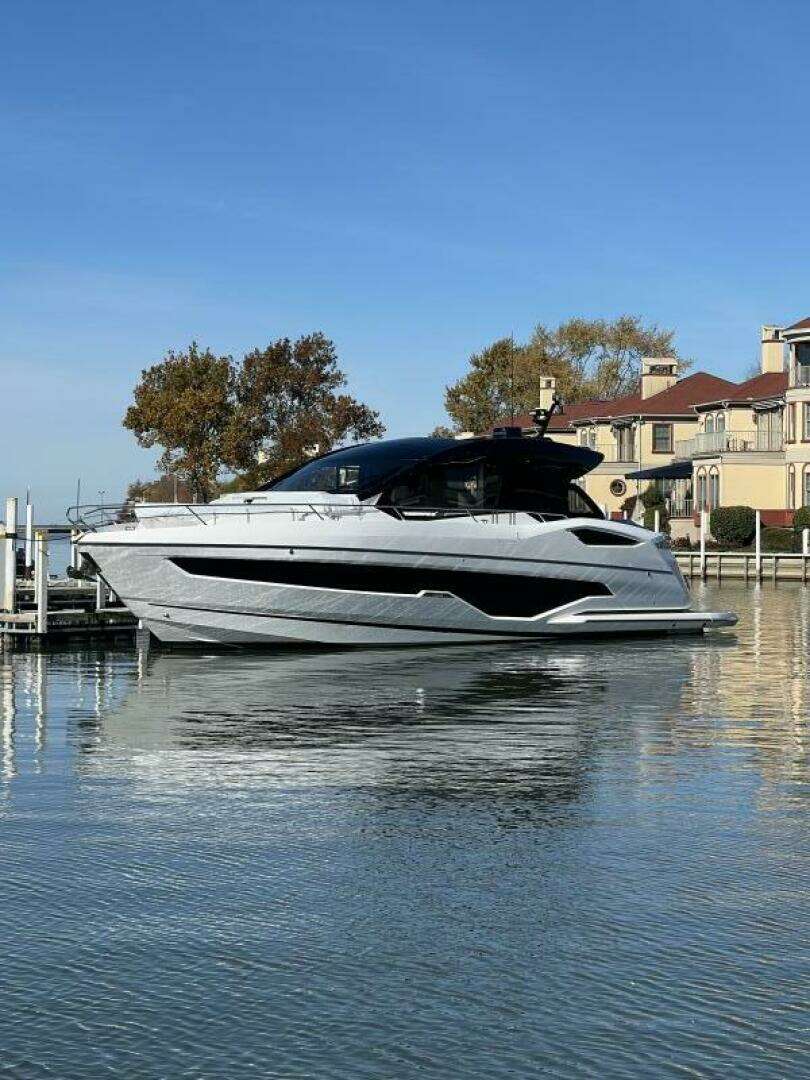 2026 55' Sunseeker photo