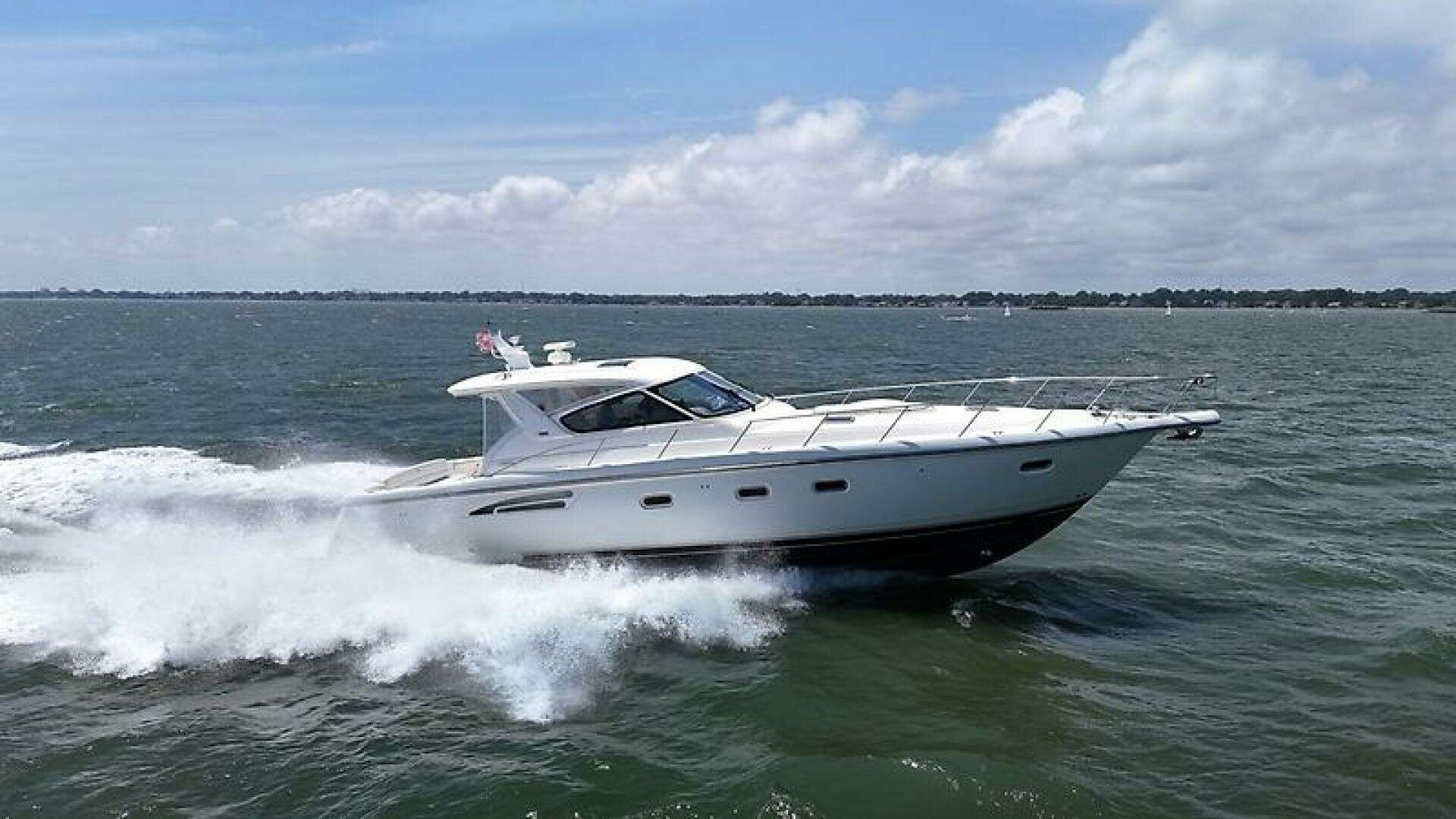2001 52' Tiara Yachts photo