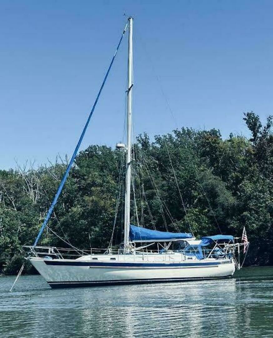 1984 43' Slocum photo