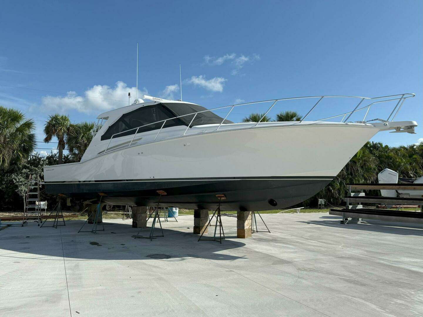 2020 45' Hatteras photo