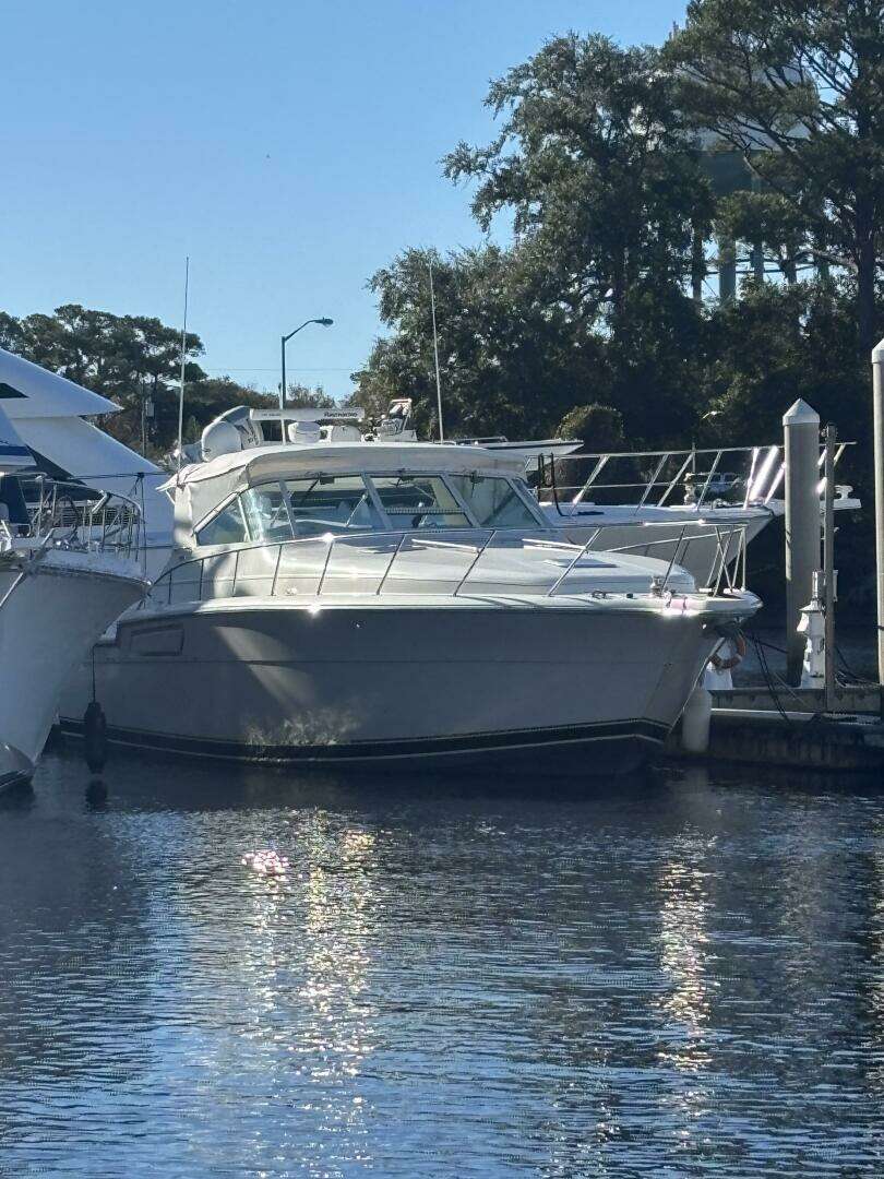 1993 43' Tiara Yachts photo