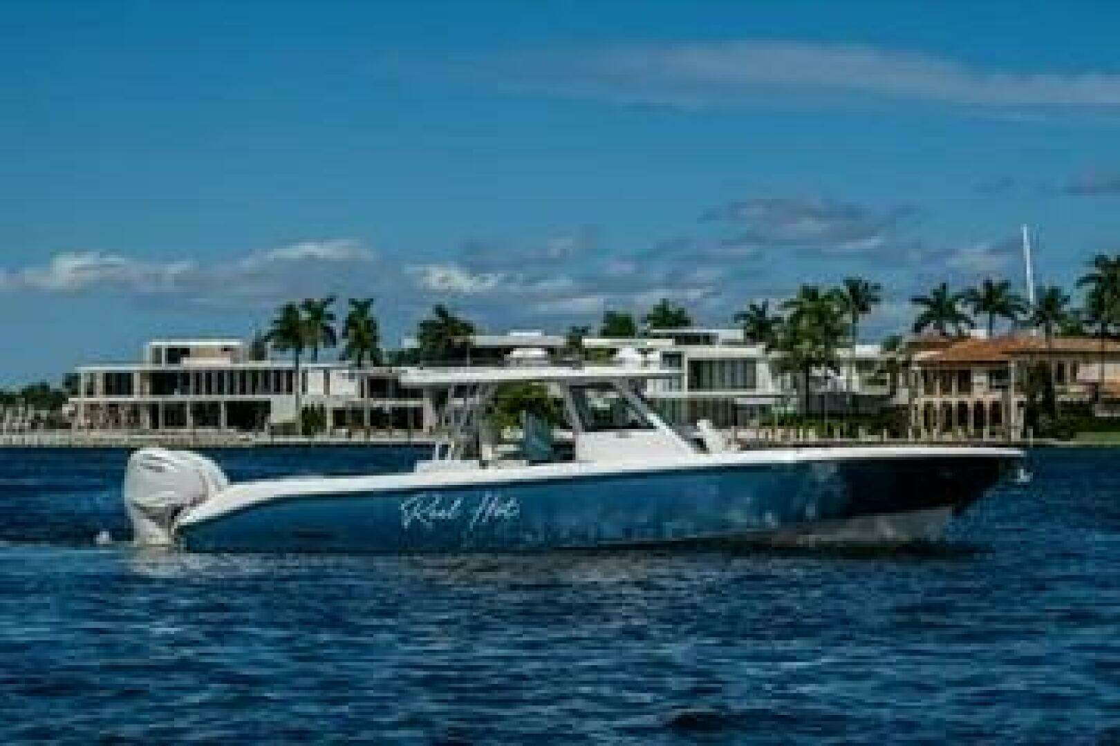 2020 39' Everglades photo
