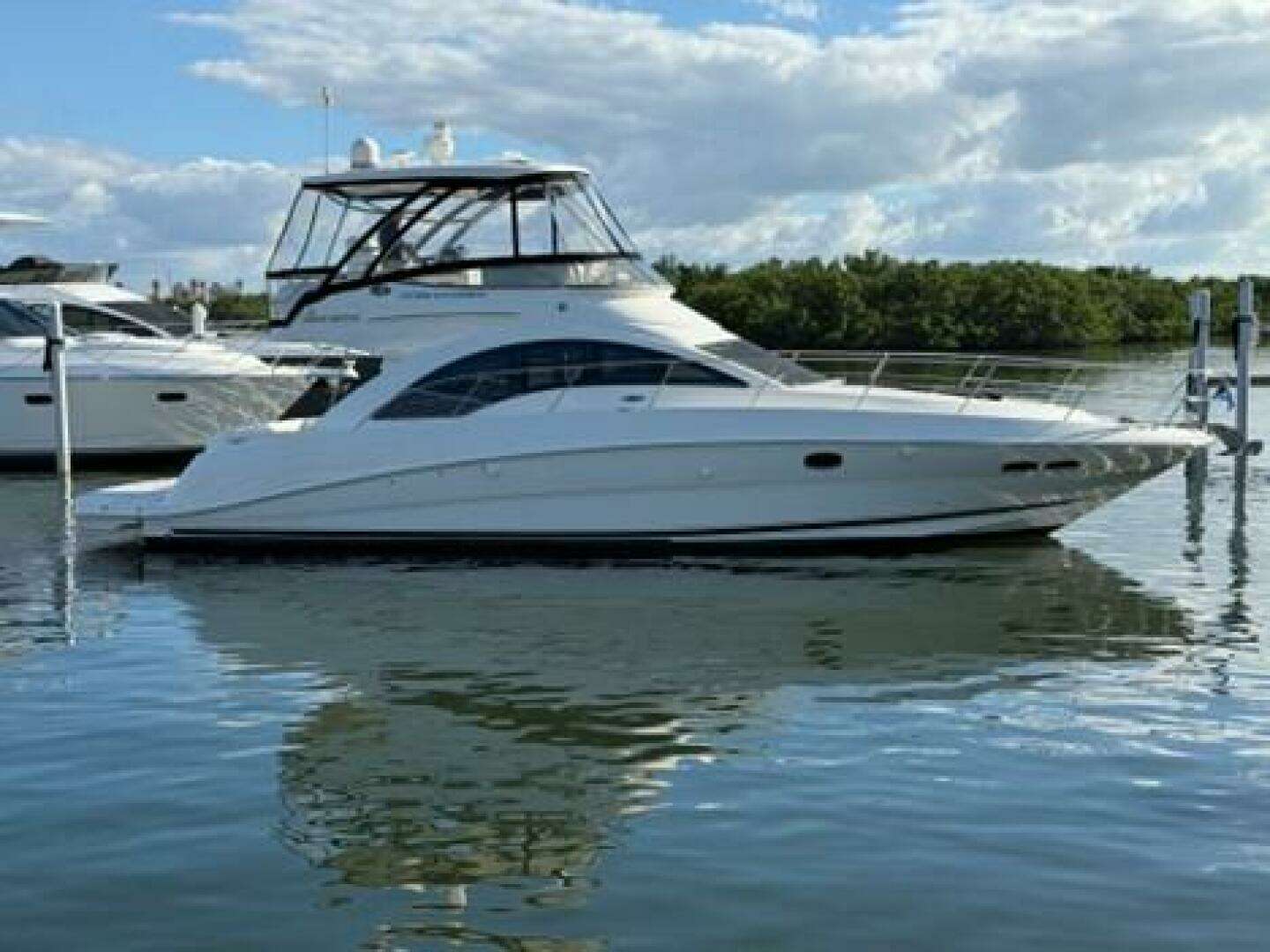2008 47' Sea Ray photo