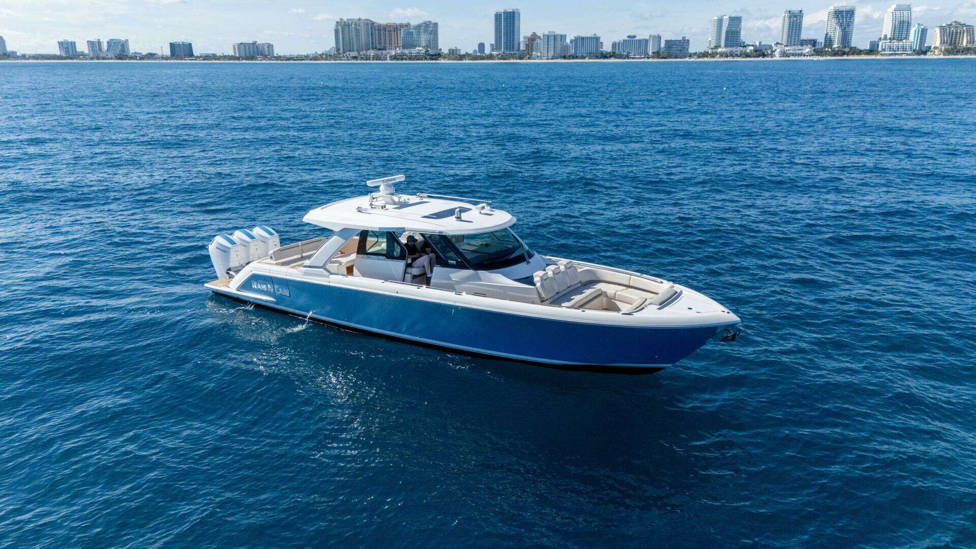 2024 48' Tiara Yachts photo
