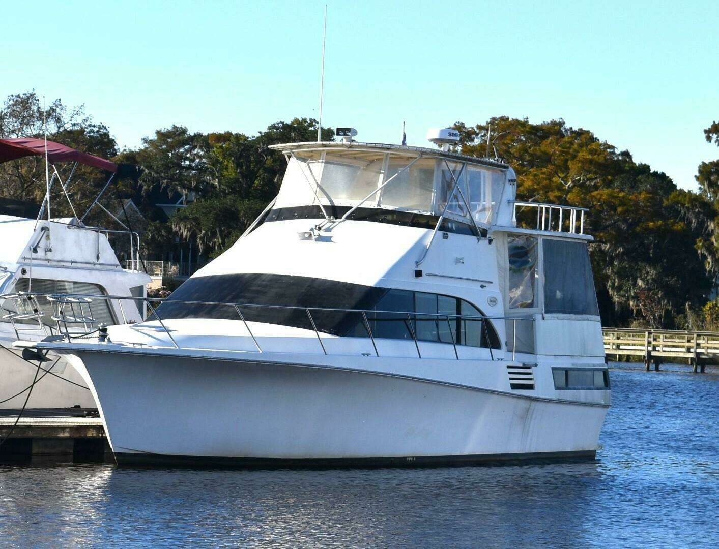 1993 44' Ocean Yachts photo