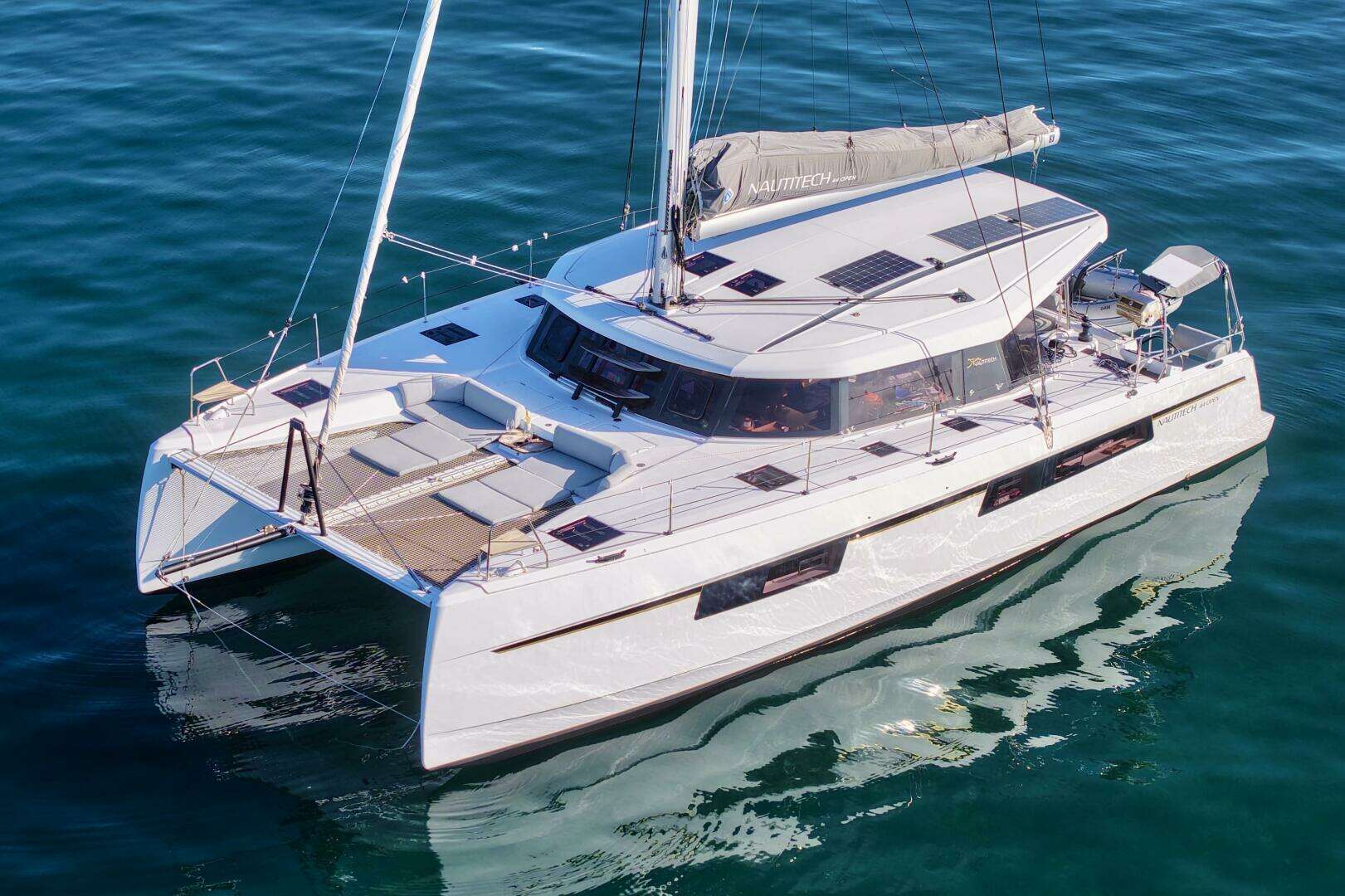 2023 44' Nautitech photo