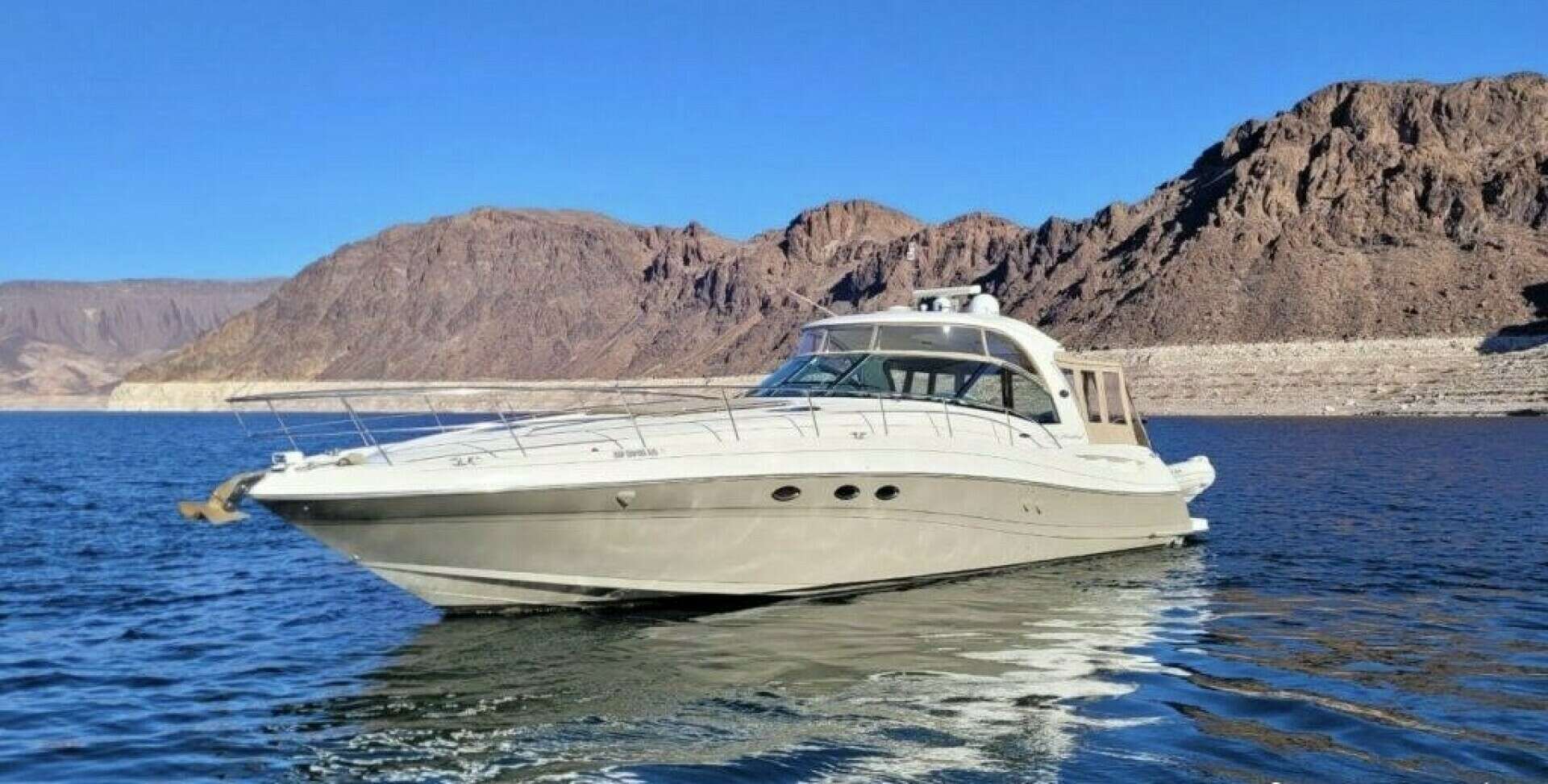2005 50' Sea Ray photo
