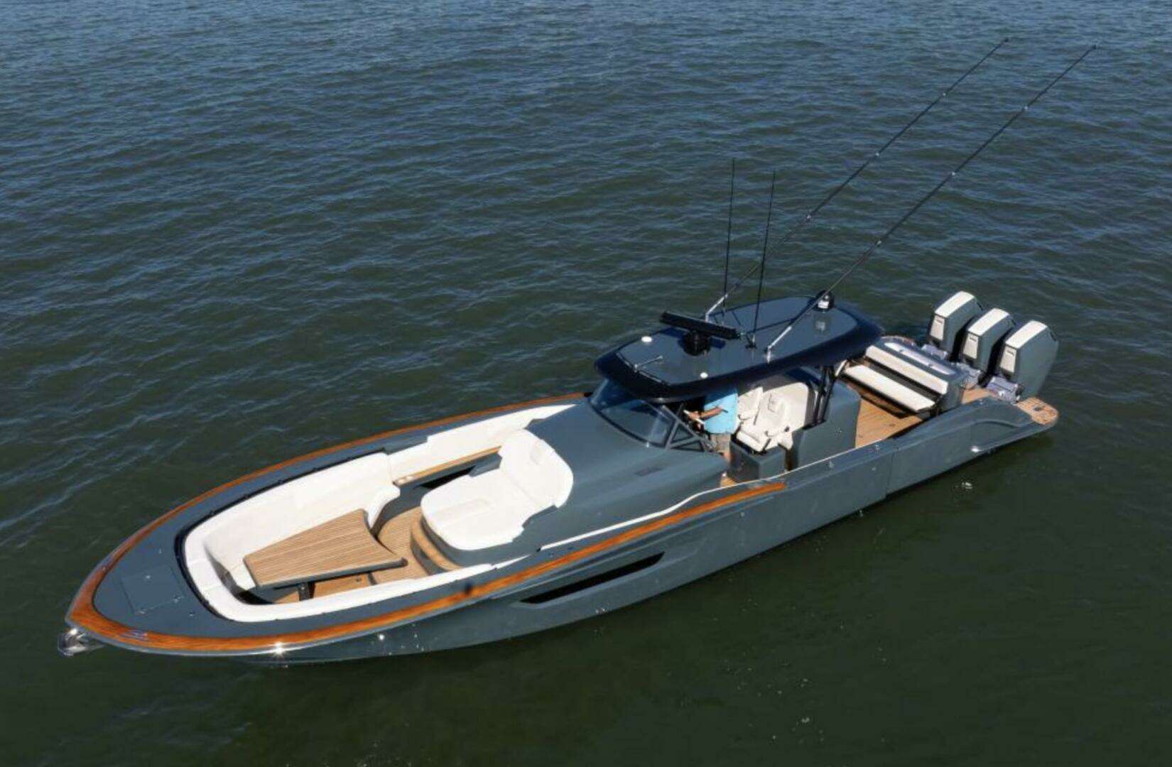 2026 47' Buddy Davis photo