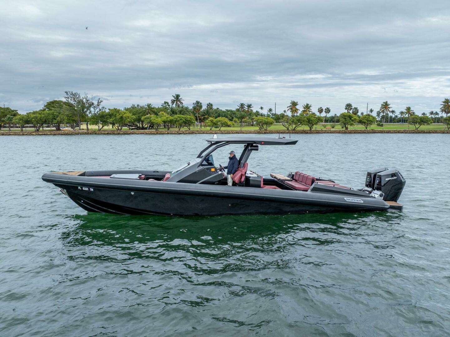 2023 42' Skipper photo