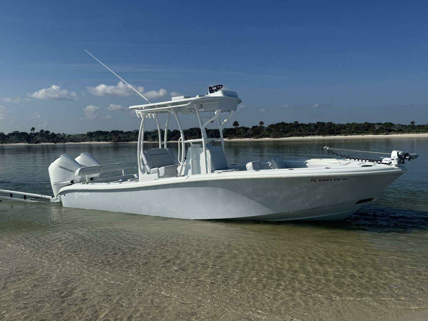 2025 26' Yellowfin photo