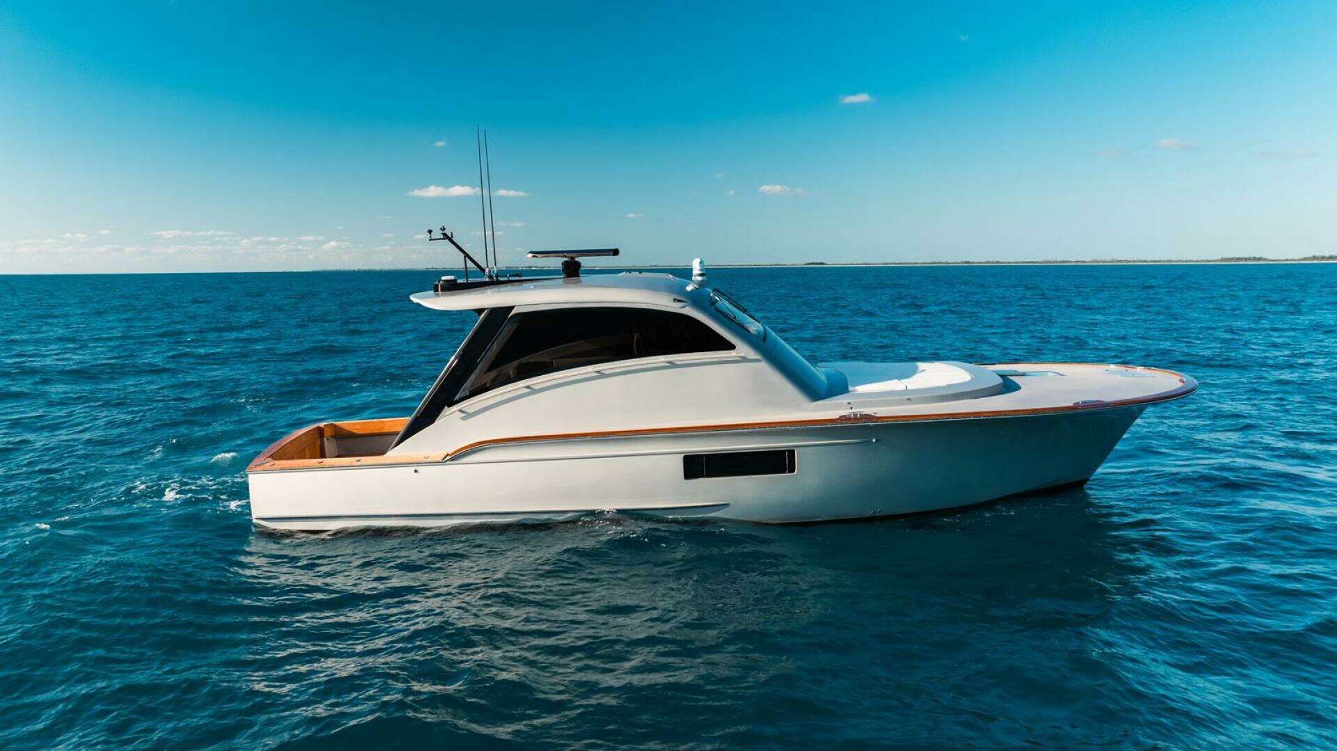 2027 52' Buddy Davis photo