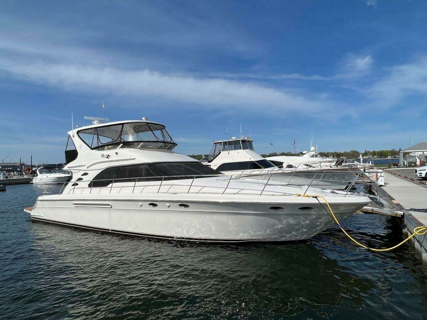 1999 56' Sea Ray photo