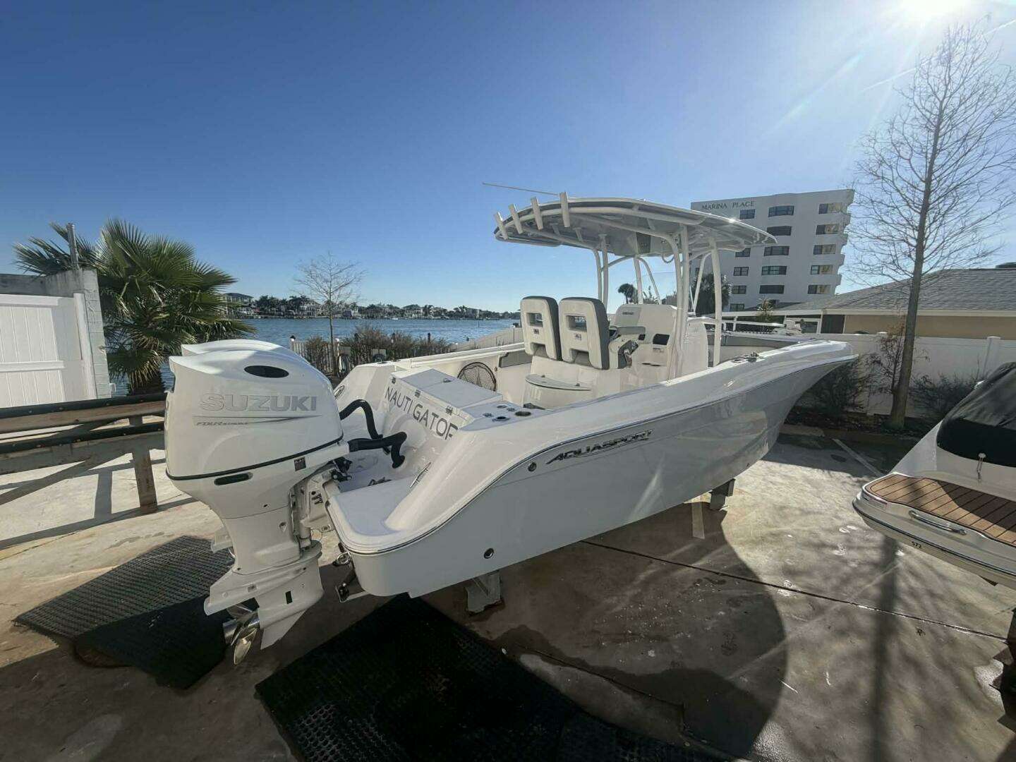 2021 25' Aquasport photo