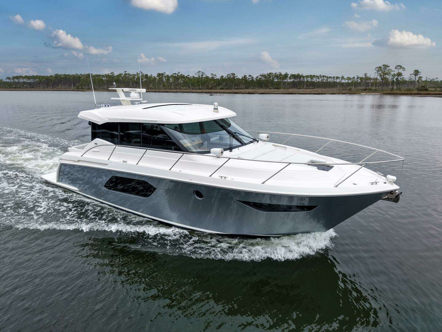 2019 49' Tiara Yachts photo