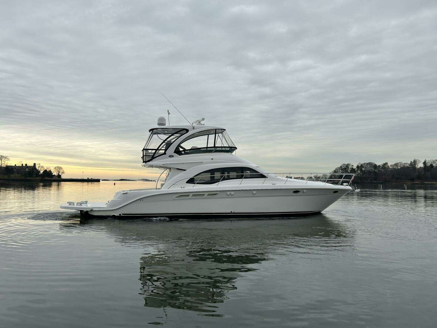 2008 52' Sea Ray photo