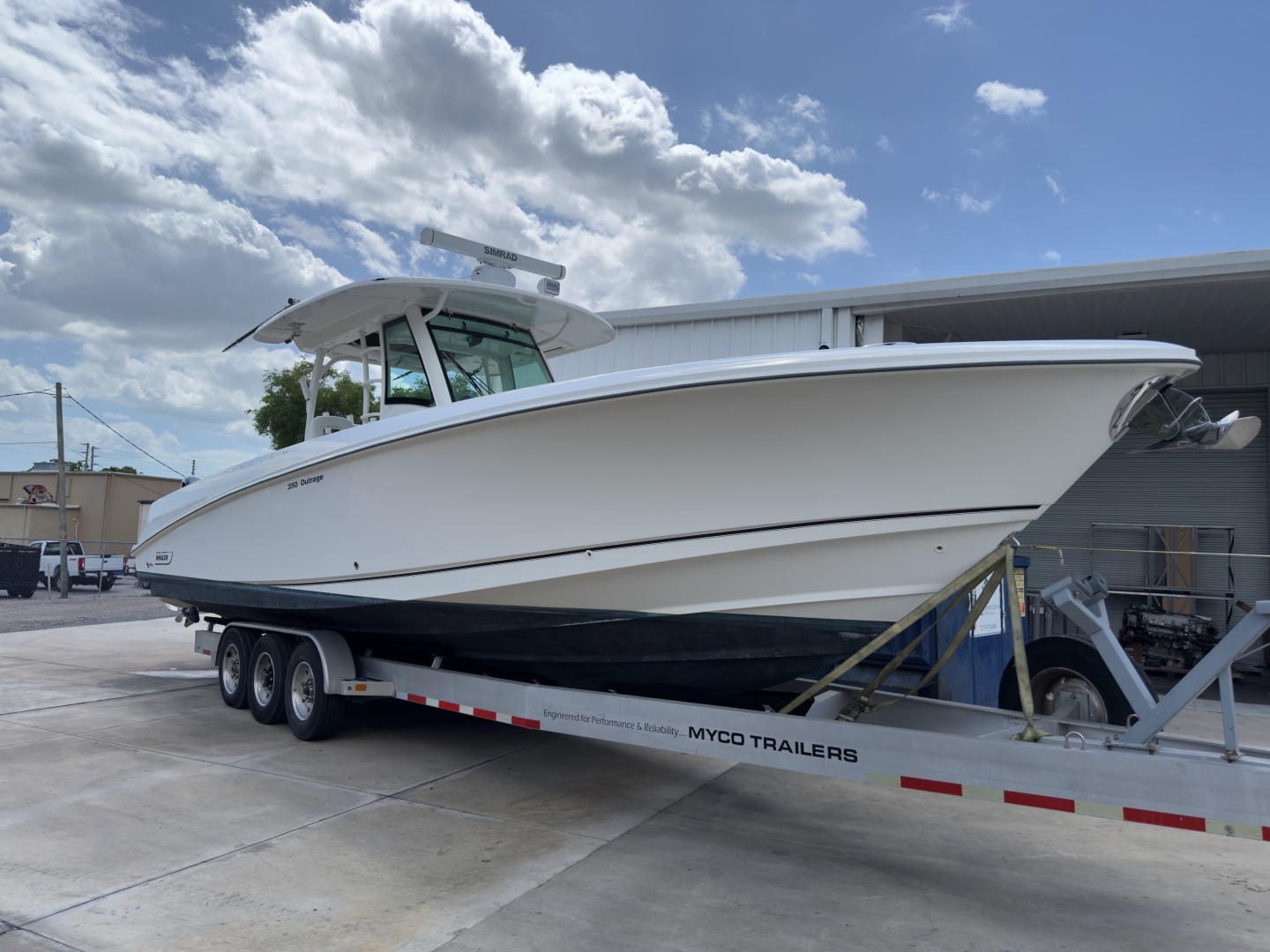 2016 35' Boston Whaler photo
