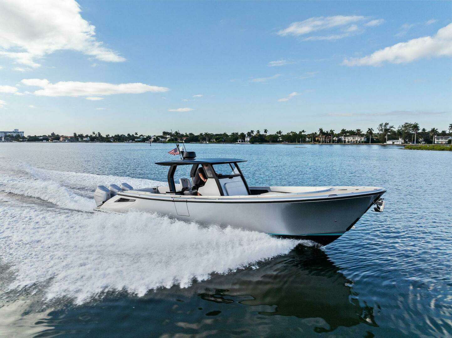 2025 38' Wajer photo