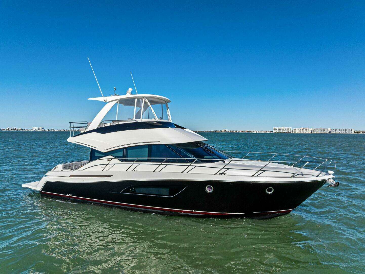 2016 50' Tiara Yachts photo