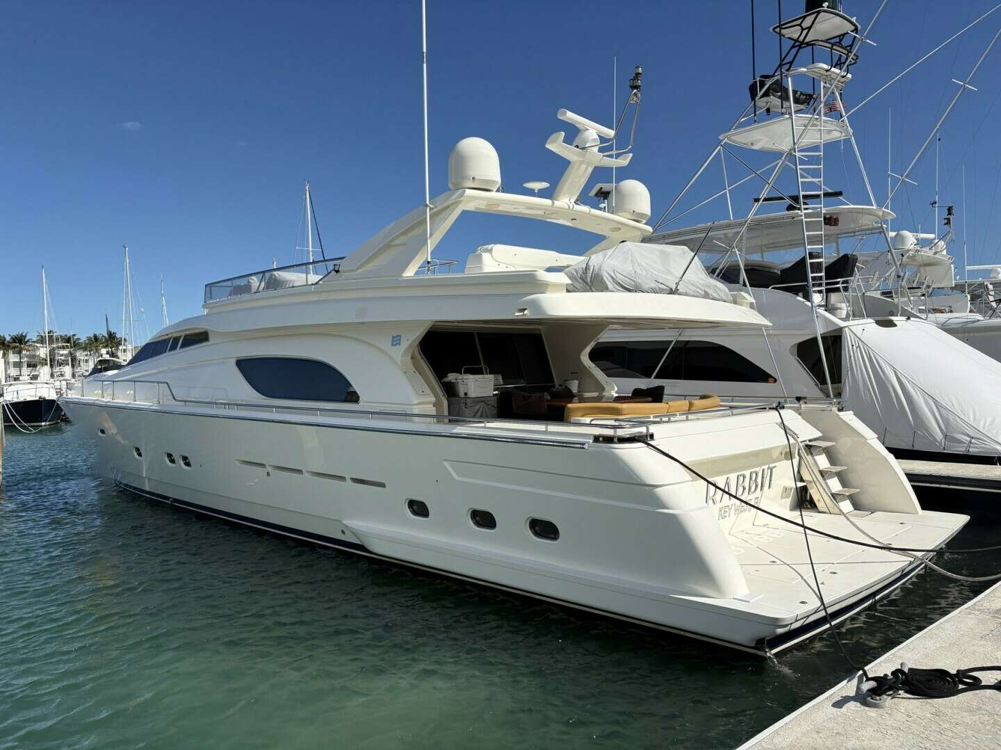 1999 80' Ferretti Yachts photo