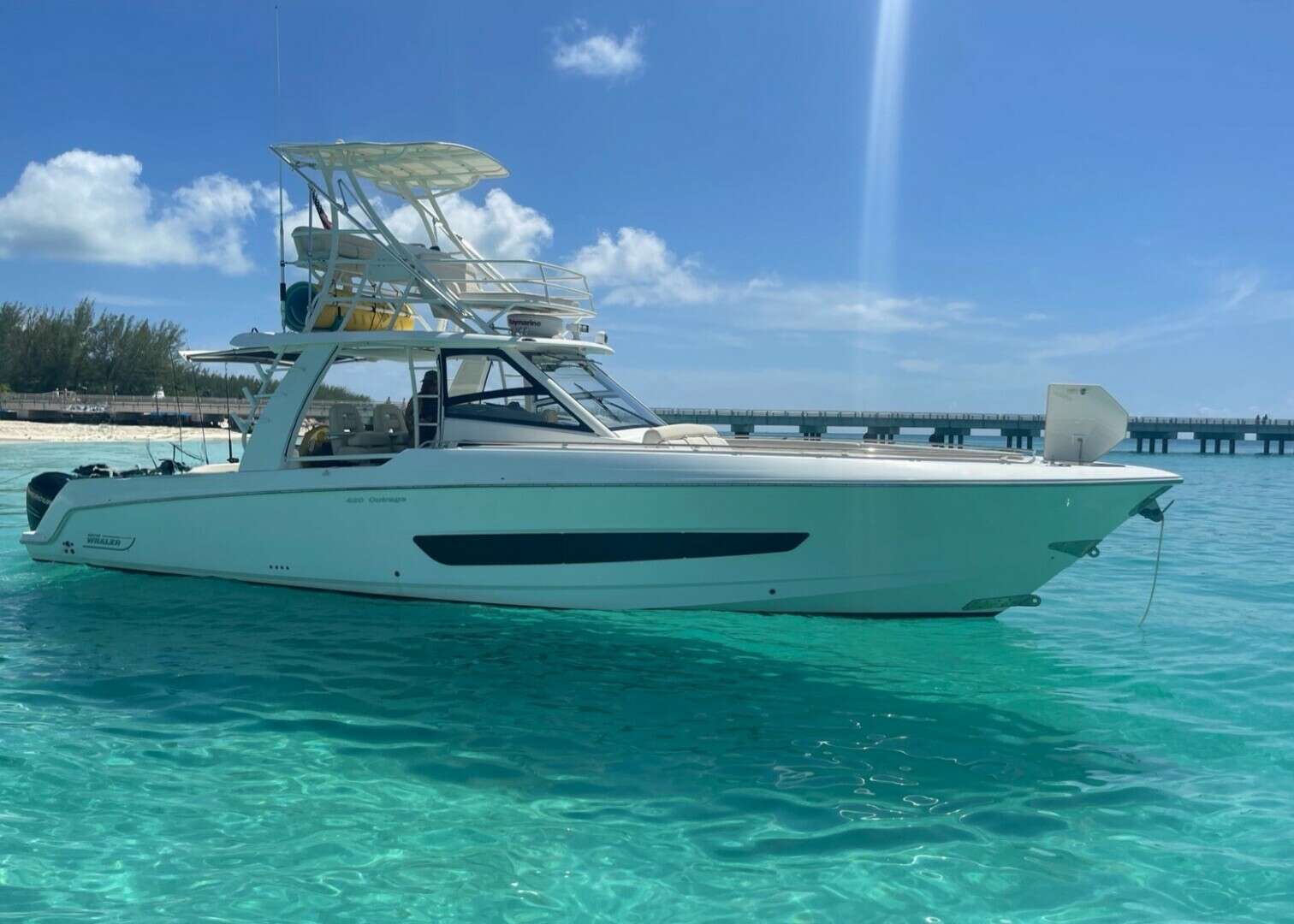 2016 42' Boston Whaler photo