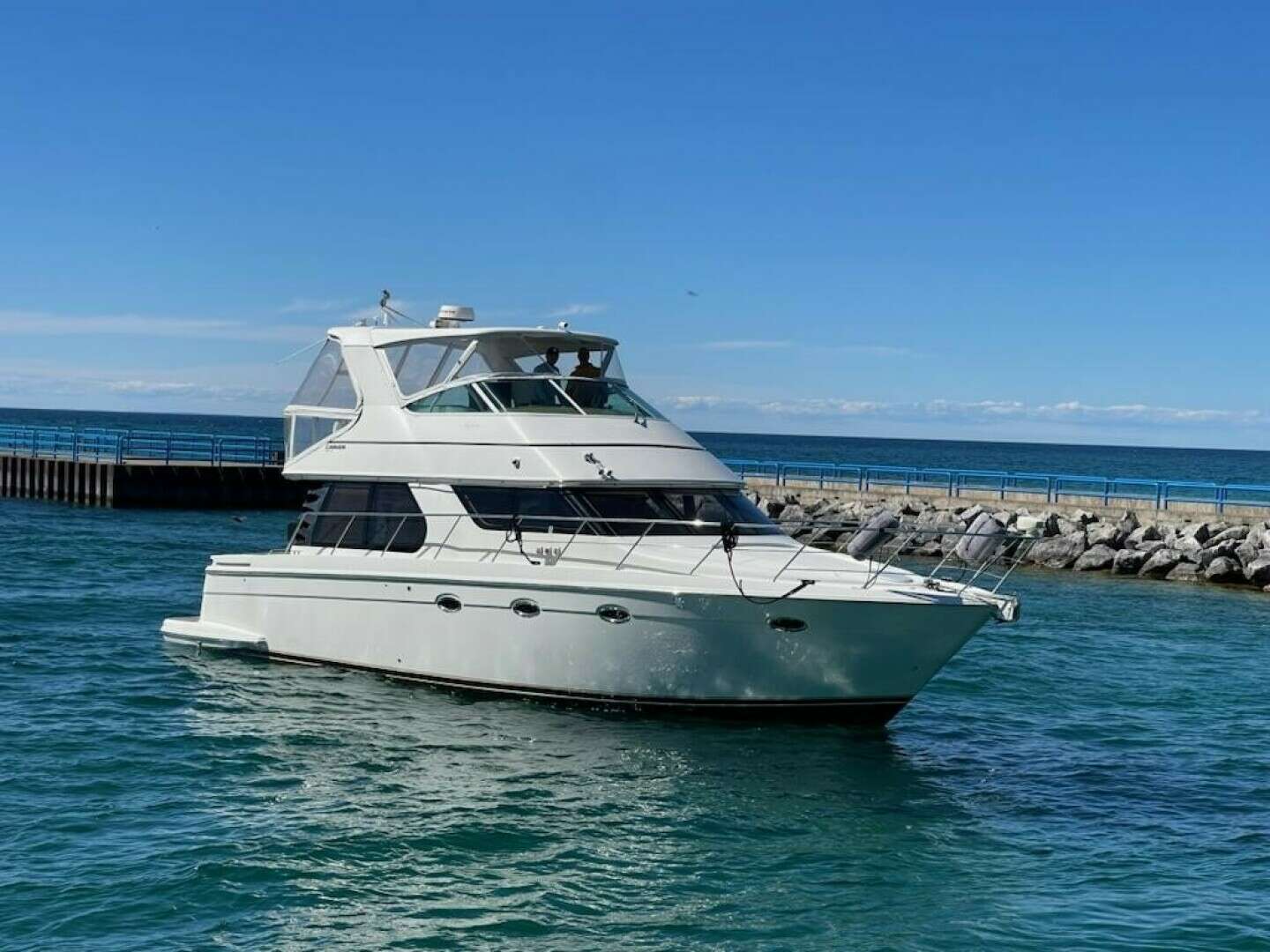 2004 46' Carver photo