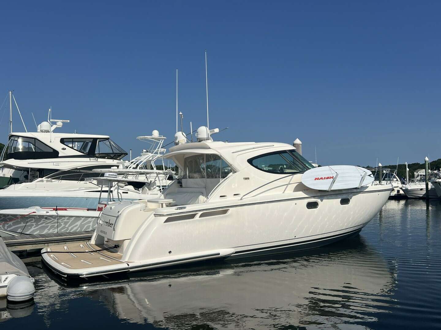 2013 45' Tiara Yachts photo