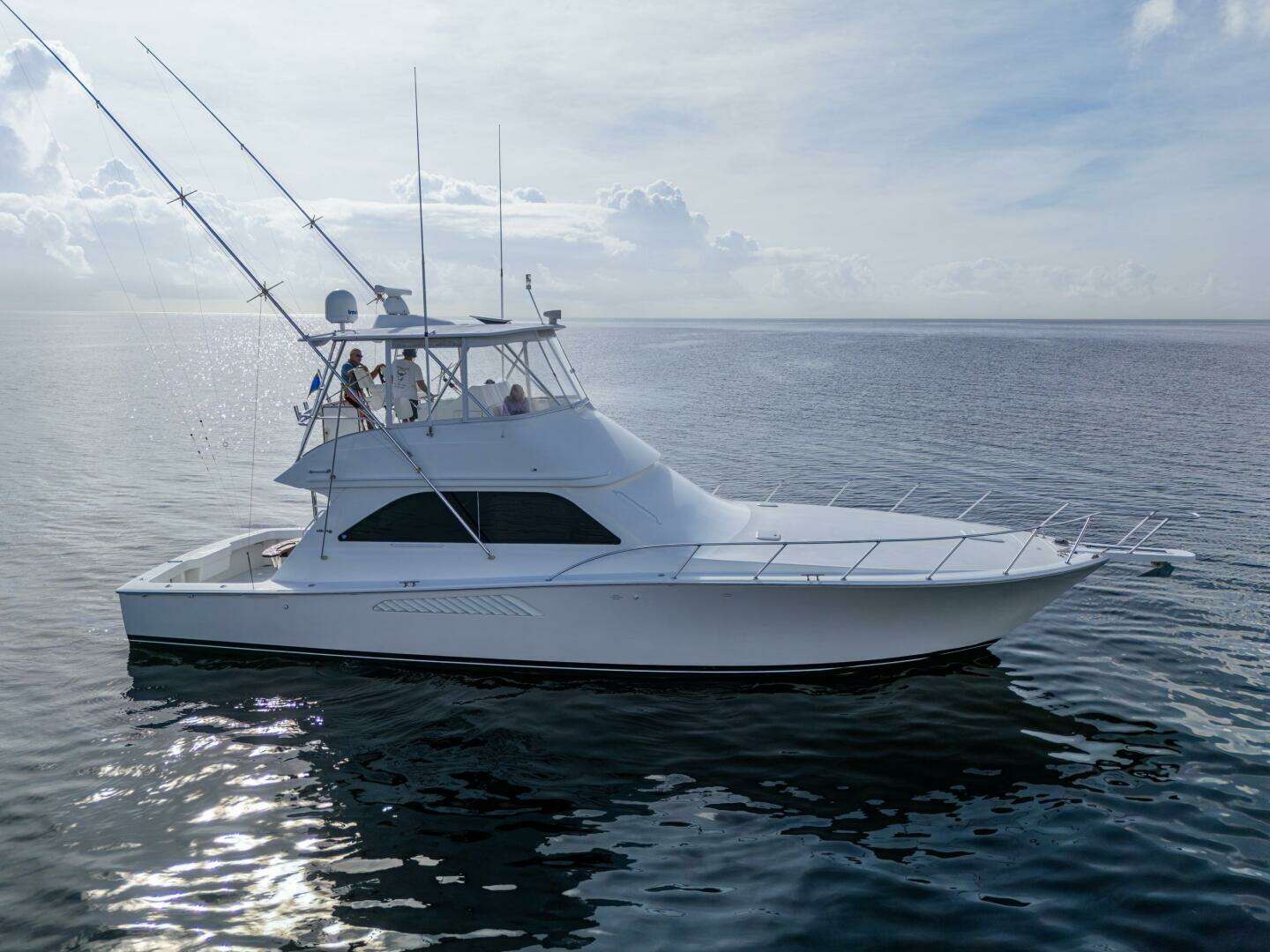 2004 48' Viking photo