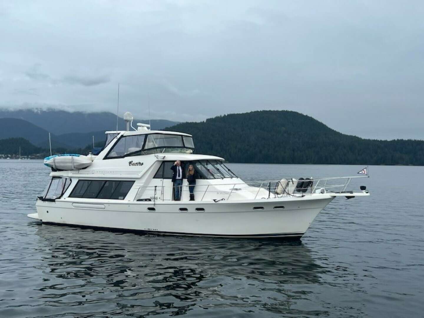 1998 47' Bayliner photo