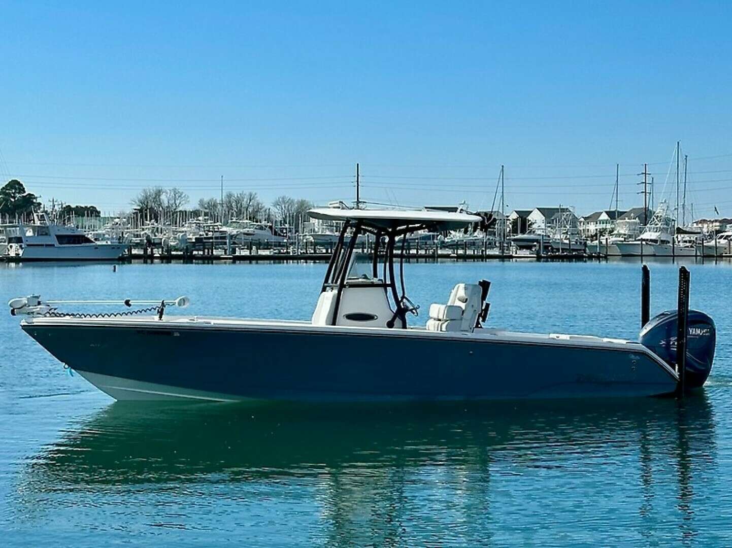 2023 27' Pathfinder photo