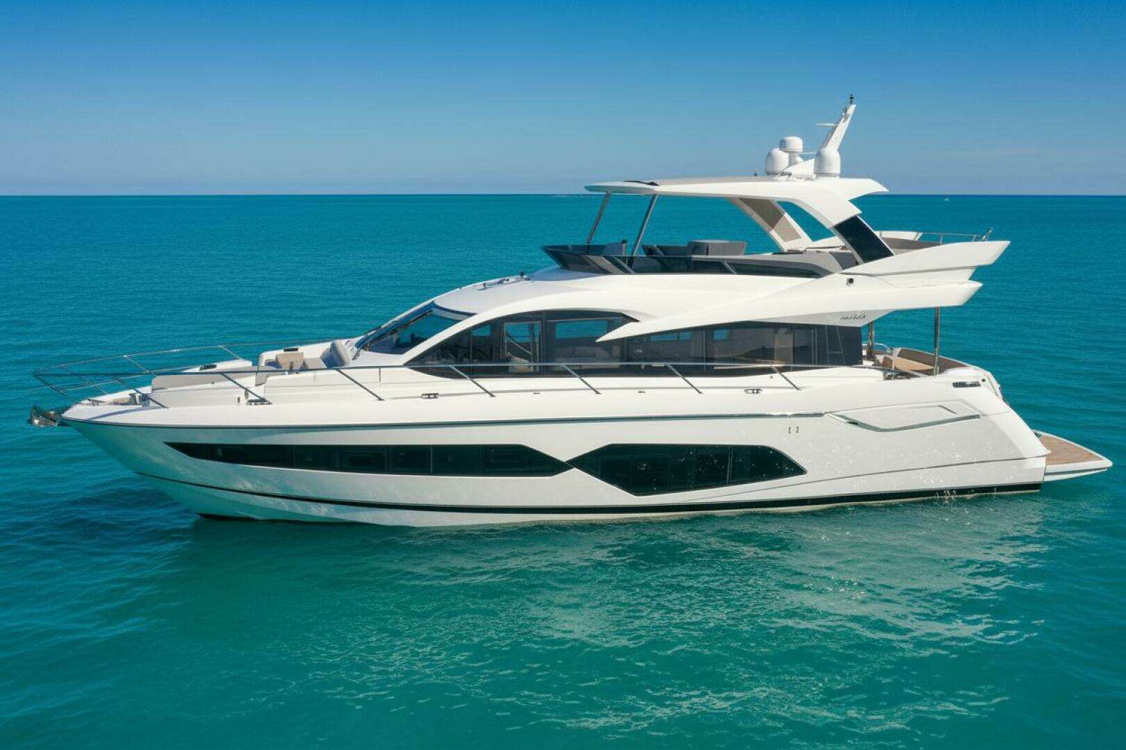 2019 66' Sunseeker photo