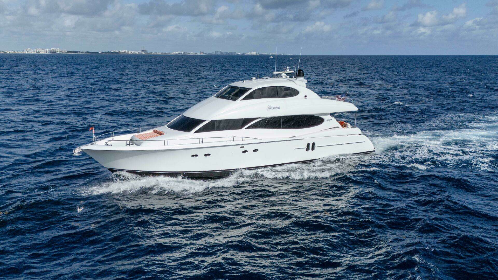 2004 80' Lazzara Yachts photo