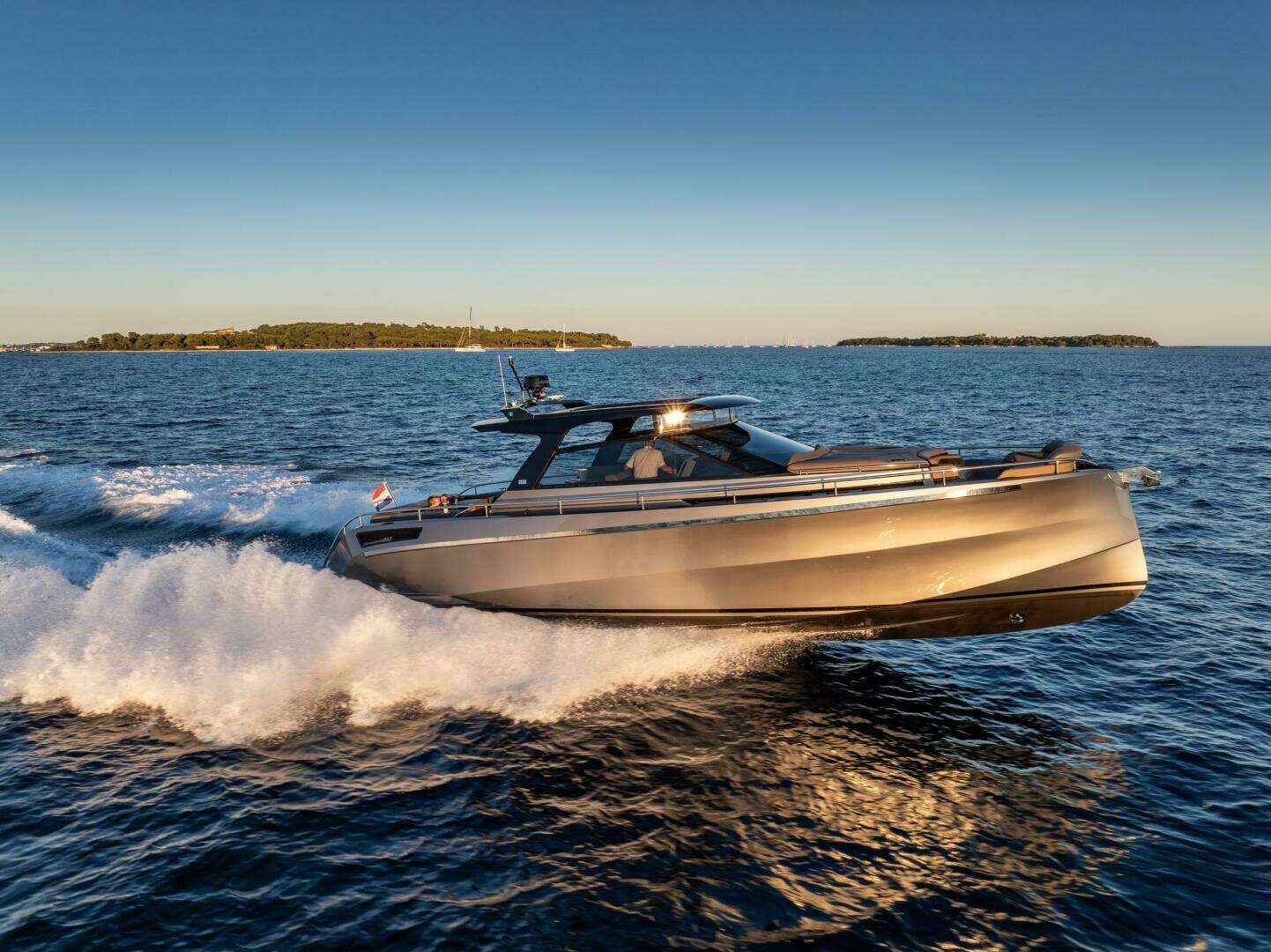 2022 50' Steeler photo